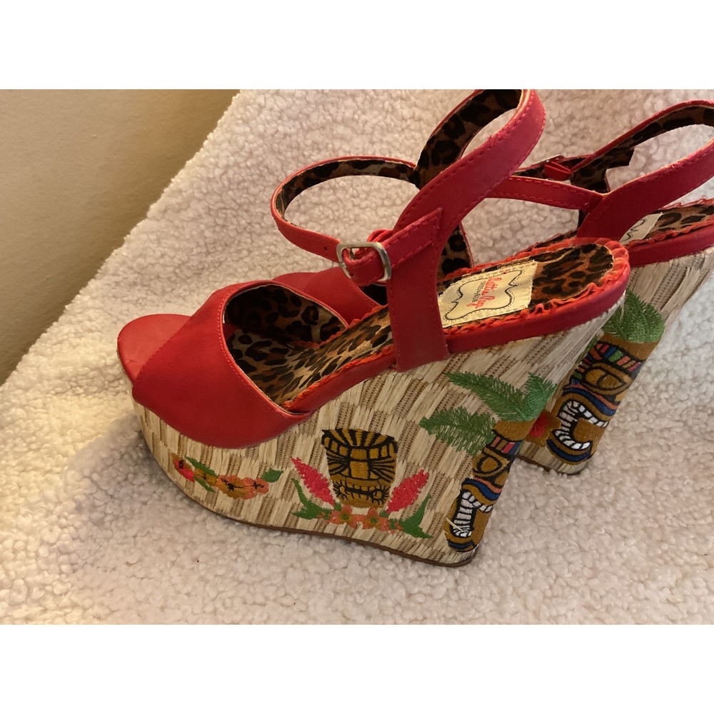 Bettie Page by Ellie Red Tiki Embroidered Platform Wedge Sandals Leopard
